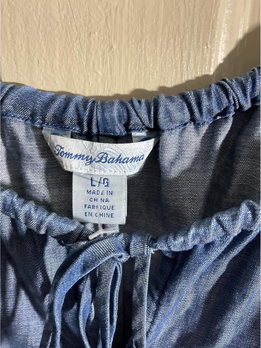 Tommy Bahama Blue Chambray Dress with Embroidered Asymmetrical Hem Large - Picture 7 of 12